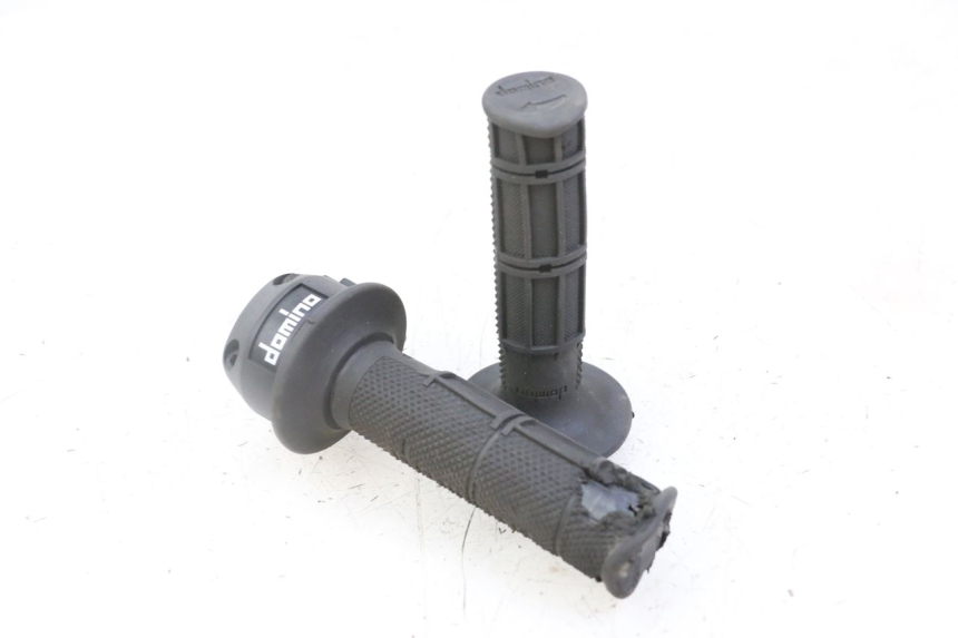 photo de POIGNEE ACCELERATEUR VENT DERAPAGE 50 (2018 - 2023) - Vue principale