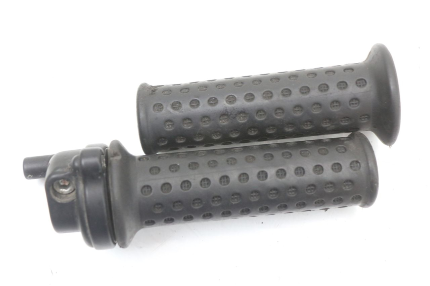 photo de POIGNEE ACCELERATEUR PIAGGIO VESPA LX 2T 50 (2005 - 2013) - Zoom état d’usage