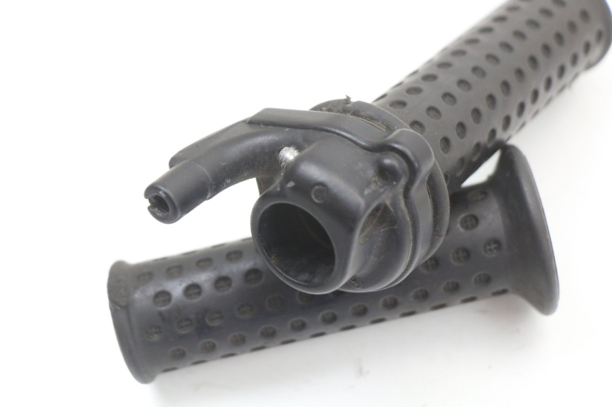 photo de POIGNEE ACCELERATEUR PIAGGIO VESPA LX 2T 50 (2005 - 2013) - Autre angle de vue