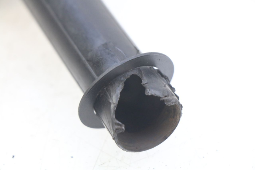 photo de POIGNEE ACCELERATEUR PIAGGIO VESPA S 2T 50 (2007 - 2014) - Détail de la pièce