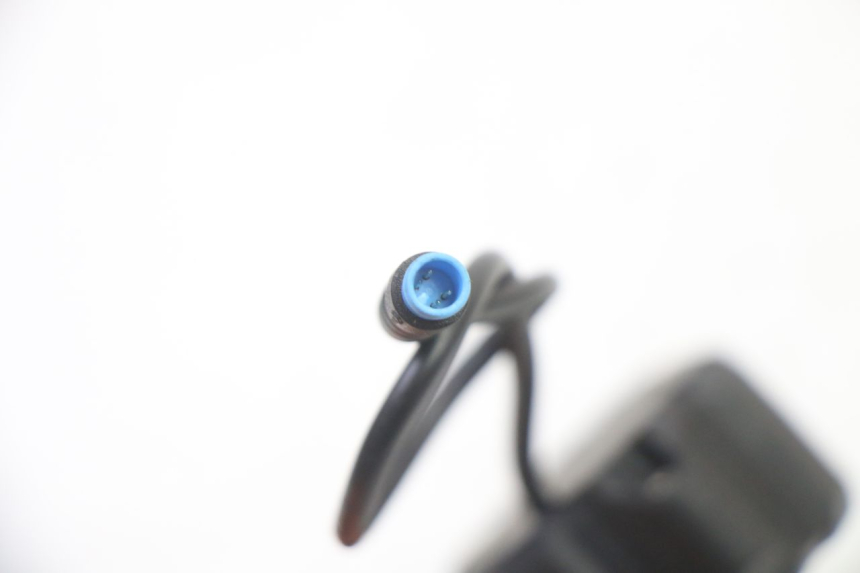 photo de POIGNEE ACCELERATEUR DUALTRON VICTOR LIMITED 1 - Points de fixation