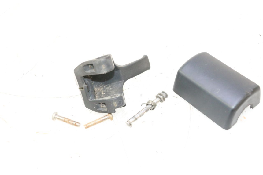 photo de POIGNEE ACCELERATEUR YAMAHA WAVE RUNNER GP R 1200 (2000 - 2003) - Autre angle de vue