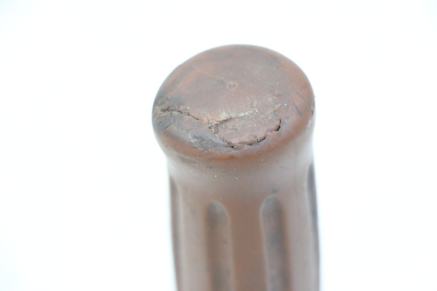 photo de POIGNEE ACCELERATEUR YAMAHA WHY 50 (1998 - 2000) - Autre angle de vue