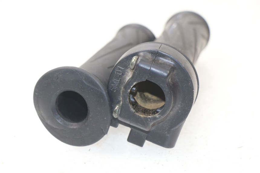 photo de POIGNEE ACCELERATEUR YAMAHA XMAX X-MAX 125 (2006 - 2009) - Zoom état d’usage