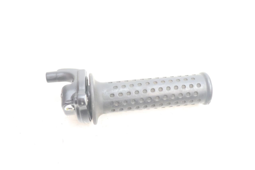 photo de POIGNEE ACCELERATEUR PIAGGIO X8 STREET 125 (2006 - 2007) - Vue principale