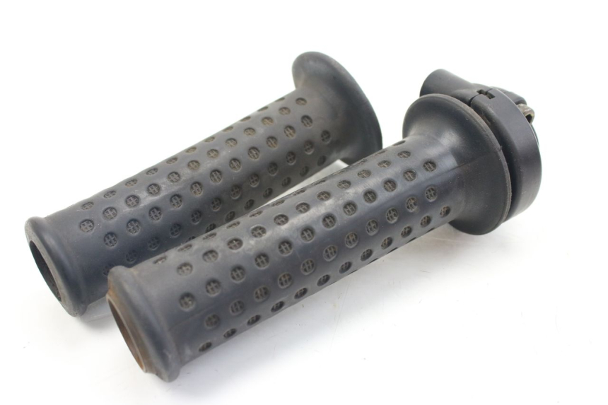 photo de POIGNEE ACCELERATEUR PIAGGIO X9 EVOLUTION 500 (2003 - 2005) - Vue principale