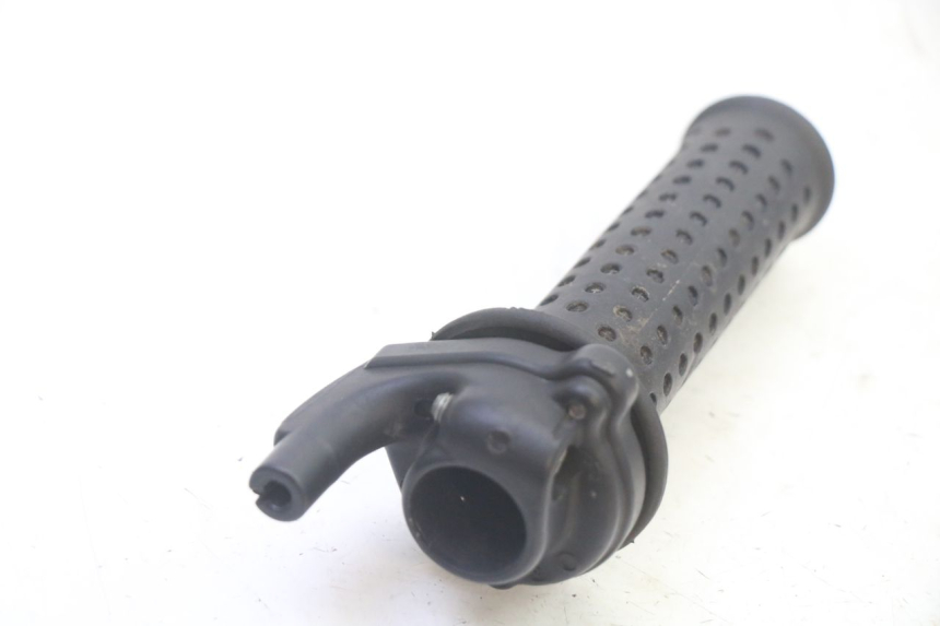 photo de POIGNEE ACCELERATEUR PIAGGIO X9 EVOLUTION 125 (2003 - 2007) - Zoom état d’usage