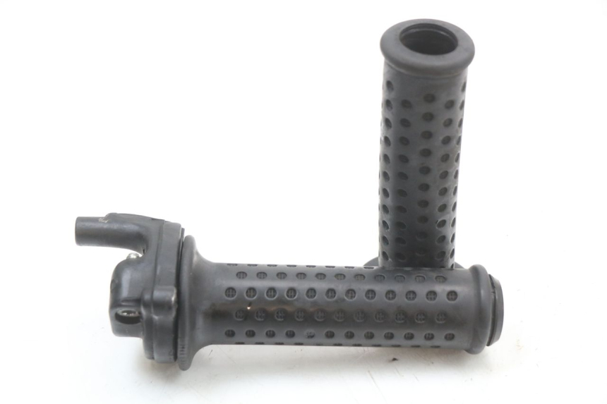 photo de POIGNEE ACCELERATEUR PIAGGIO X9 125 (2000 - 2003) - Vue principale