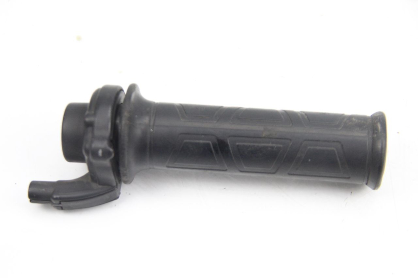 photo de POIGNEE ACCELERATEUR PIAGGIO XEVO - X EVO 125 (2007 - 2017) - Zoom état d’usage