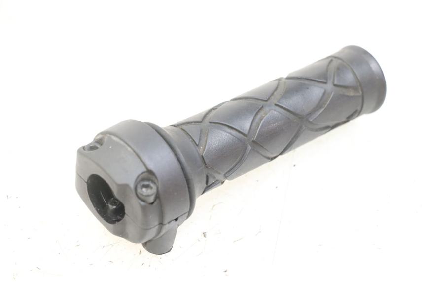photo de POIGNEE ACCELERATEUR YAMAHA NEO'S NEOS 2T EASY 50 (2013 - 2016) - Autre angle de vue