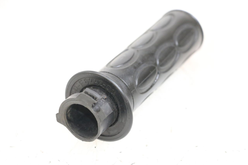 photo de POIGNEE ACCELERATEUR YAMAHA YN NEO'S 50 (1997 - 2004) - Vue principale