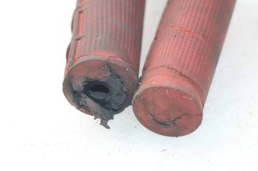 photo de POIGNEE ACCELERATEUR YAMAHA YZ-F YZF 250 (2014 - 2018) - Autre angle de vue