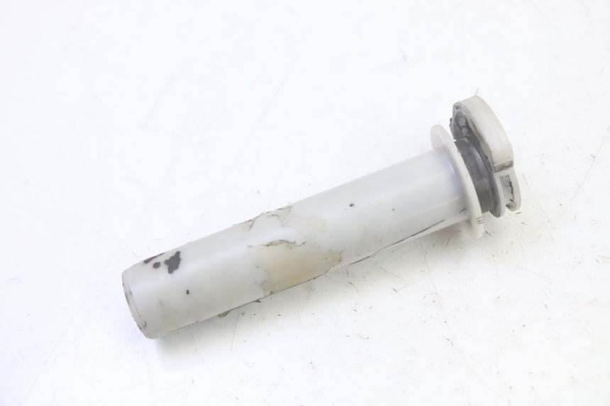 photo de POIGNEE ACCELERATEUR YAMAHA YZ 85 (2022 - 2025) - Gros plan technique