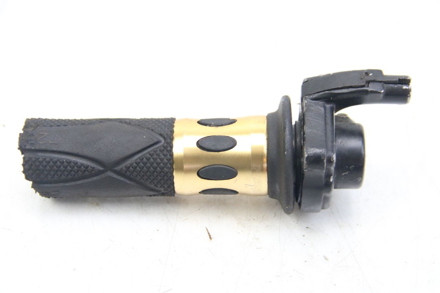 photo de POIGNEE ACCELERATEUR PIAGGIO ZIP 2T 50 (2009 - 2019) - Détail de la pièce