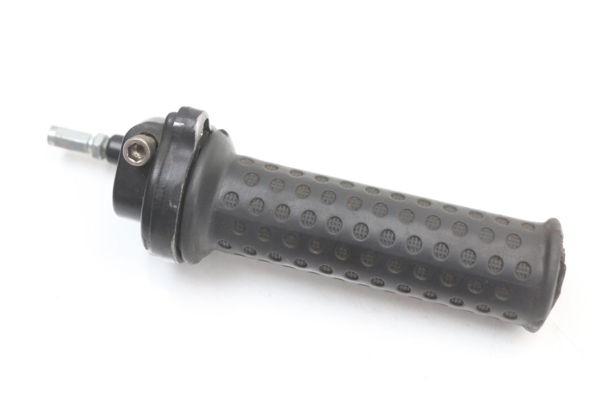 photo de POIGNEE ACCELERATEUR PIAGGIO ZIP 2T 50 (2009 - 2019) - Vue principale