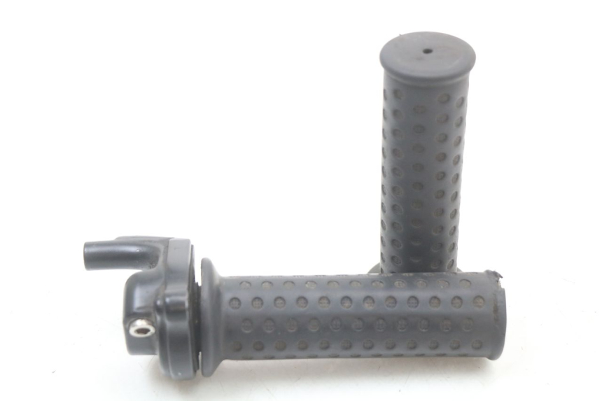 photo de POIGNEE ACCELERATEUR PIAGGIO ZIP 2T 50 (2009 - 2019) - Détail de la pièce