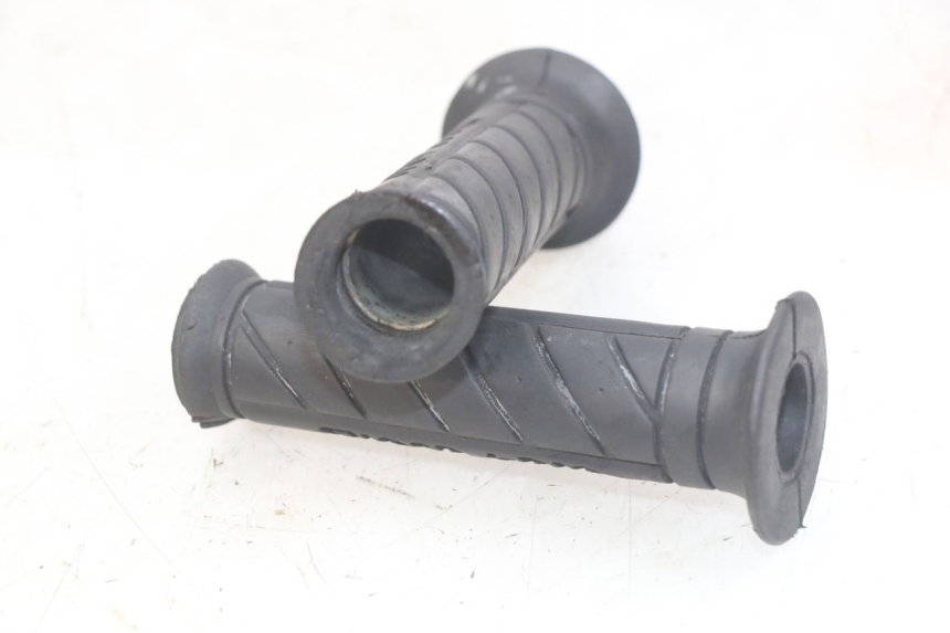 photo de POIGNEE ACCELERATEUR KAWASAKI ZX-6R ZX6R 600 (1995 - 1997) - Détail de la pièce