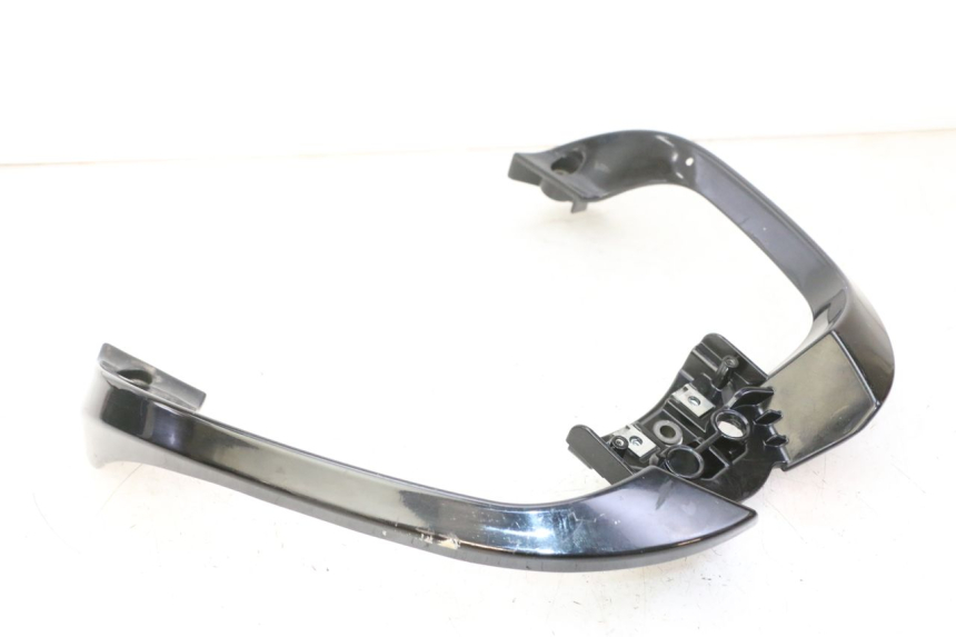 photo de POIGNEE ARRIERE QUADRO 4 4D 350 (2015 - 2018) - Vue principale