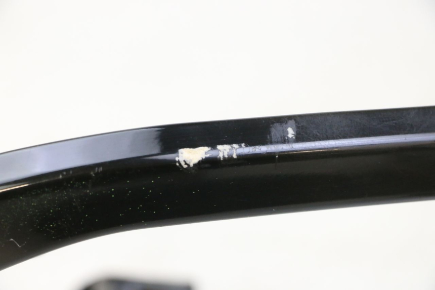 photo de POIGNEE ARRIERE QUADRO 4 4D 350 (2015 - 2018) - Autre angle de vue