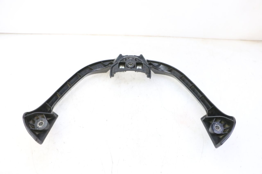 photo de POIGNEE ARRIERE QUADRO 4 4D 350 (2015 - 2018) - Points de fixation