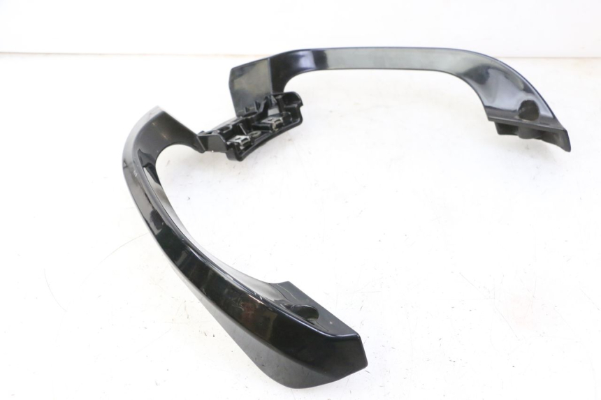 photo de POIGNEE ARRIERE QUADRO 4 4D 350 (2015 - 2018) - Pièce contrôlée