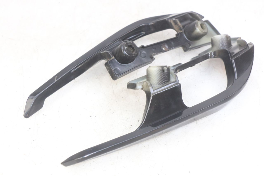 photo de POIGNEE ARRIERE NECO ALEXONE 125 (2017 - 2024) - Gros plan technique