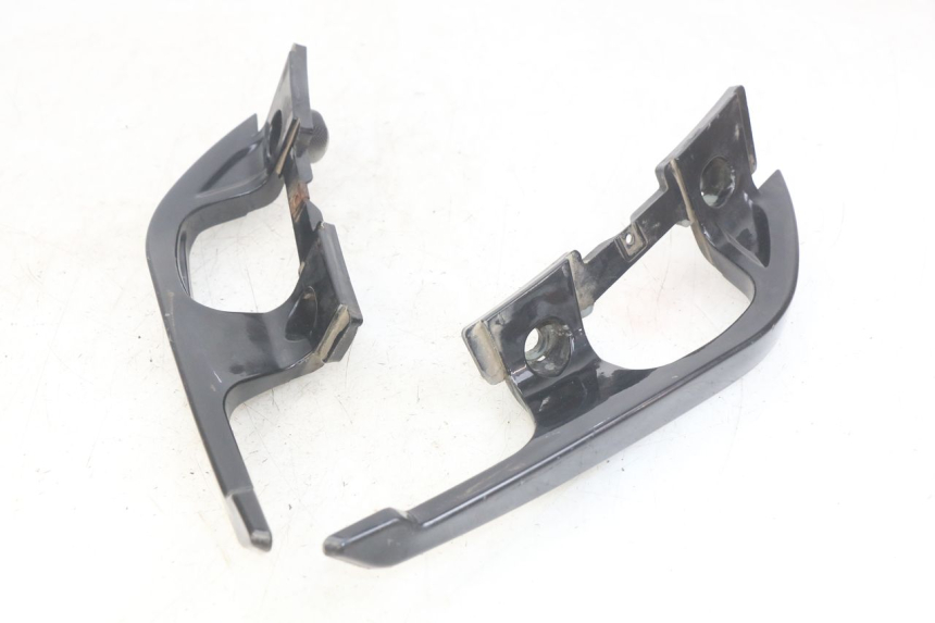 photo de POIGNEE ARRIERE NECO ALEXONE 125 (2017 - 2024) - Points de fixation