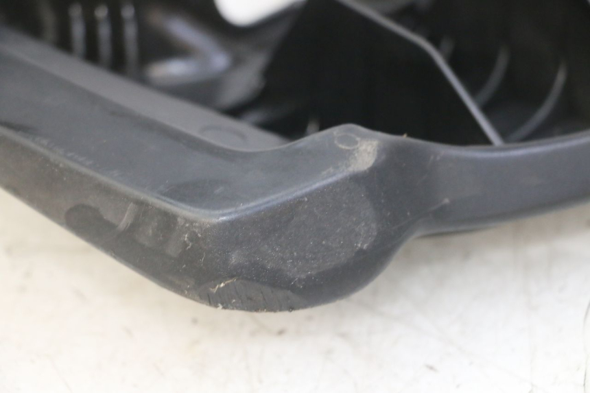 photo de POIGNEE ARRIERE MBK BOOSTER SPIRIT NAKED 50 (2004 - 2017) - Autre angle de vue