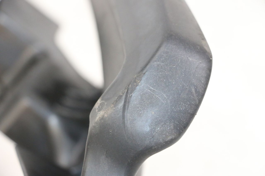 photo de POIGNEE ARRIERE MBK BOOSTER SPIRIT NAKED 50 (2004 - 2017) - Gros plan technique