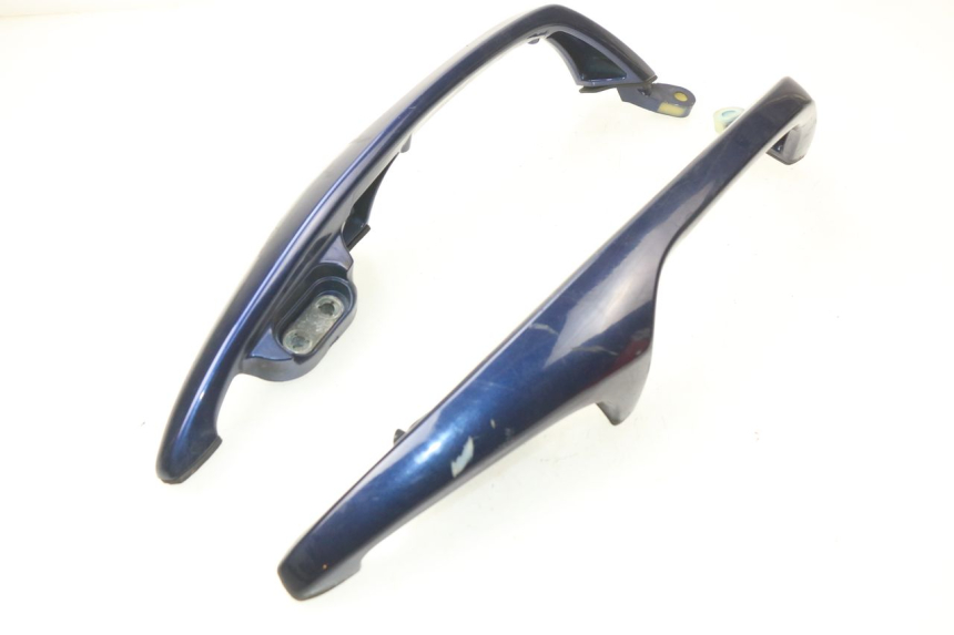 photo de POIGNEE ARRIERE SUZUKI BURGMAN 650 (2002 - 2004) - Gros plan technique