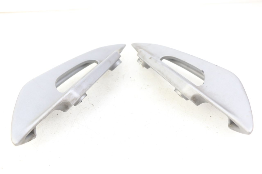 photo de POIGNEE ARRIERE SUZUKI BURGMAN 125 (2007 - 2014) - Gros plan technique