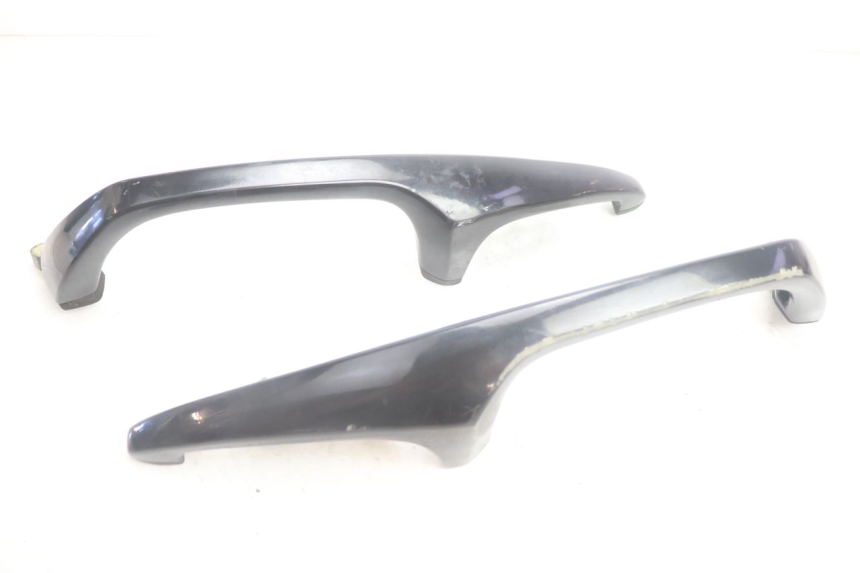 photo de POIGNEE ARRIERE SUZUKI BURGMAN EXECUTIVE ABS 650 (2006 - 2012) - Vue principale