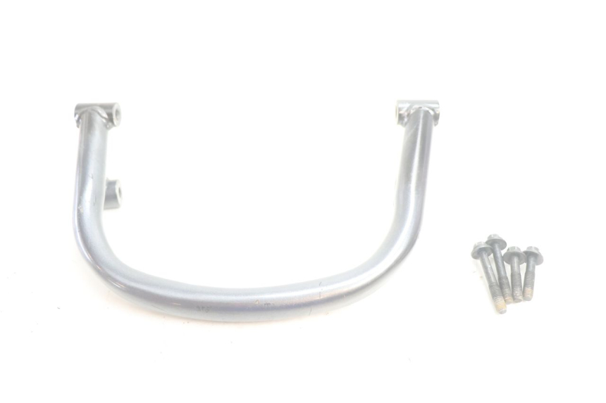 photo de POIGNEE ARRIERE YAMAHA BW'S BWS 125 (2010 - 2013) - Détail de la pièce