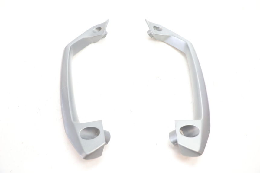 photo de POIGNEE ARRIERE BMW C SPORT 650 (2015 - 2021) - Vue principale