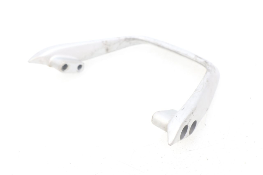 photo de POIGNEE ARRIERE HONDA CBR R 125 (2003 - 2006) - Gros plan technique