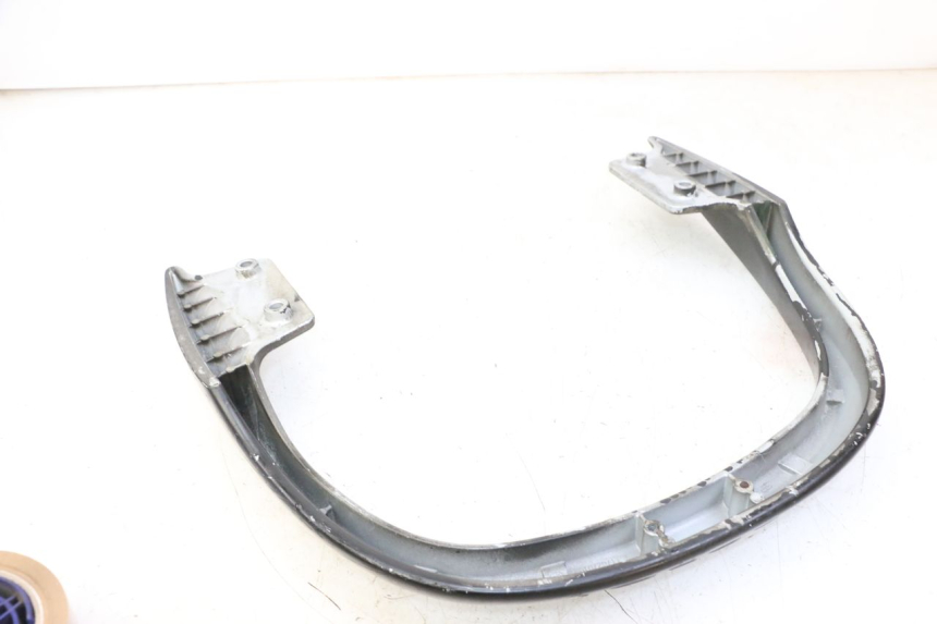 photo de POIGNEE ARRIERE PEUGEOT CITYSTAR 50 (2013 - 2017) - Détail de la pièce