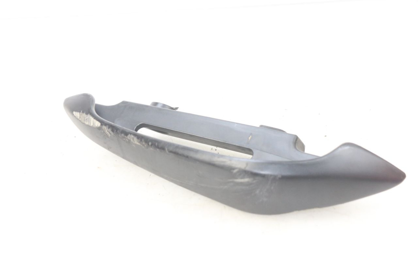 photo de POIGNEE ARRIERE DROITE SUZUKI BURGMAN 125 (2007 - 2014) - Détail de la pièce