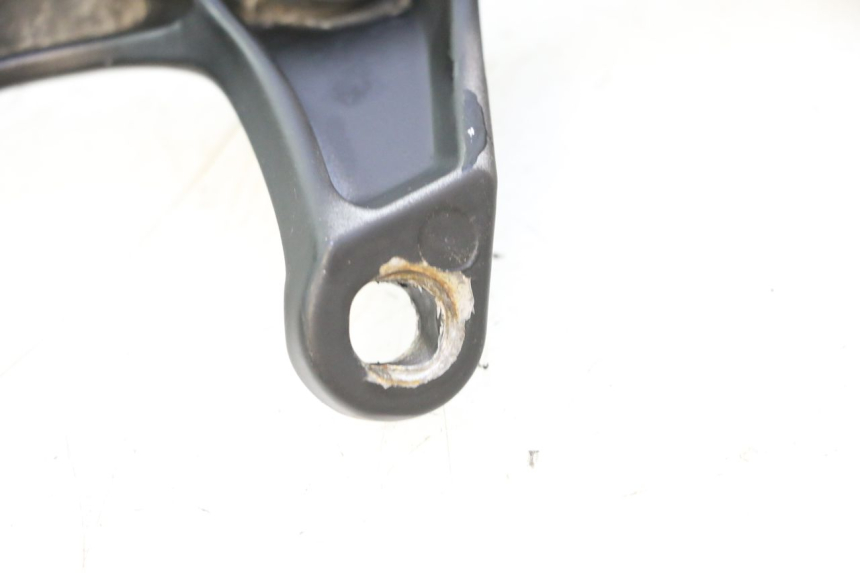 photo de POIGNEE ARRIERE DROITE  JM MOTORS F45i 4T 50 (2020 - 2023) - Points de fixation