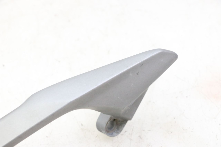 photo de POIGNEE ARRIERE DROITE  SYM JOYMAX 125 (2010 - 2017) - Zoom état d’usage