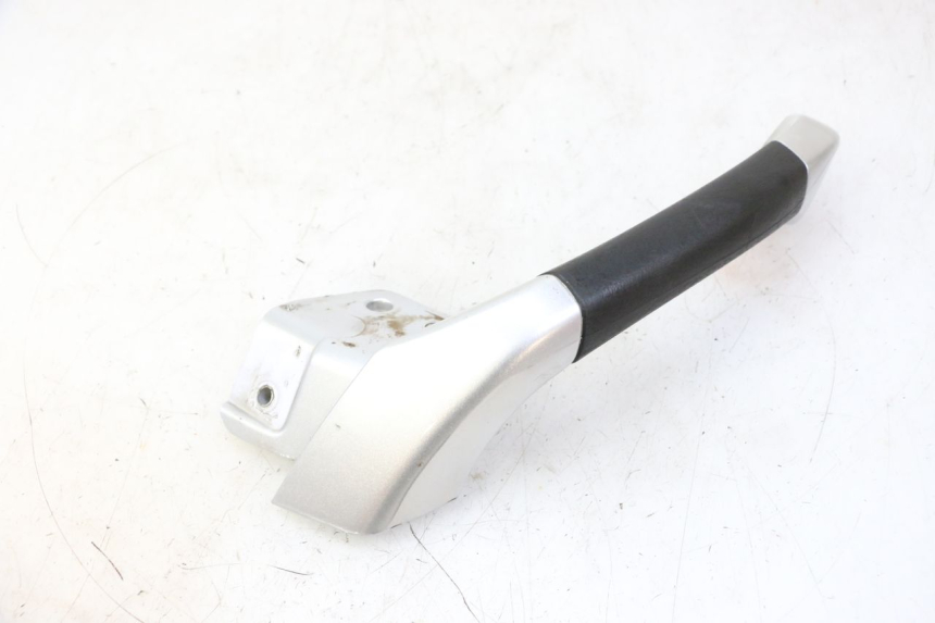 photo de POIGNEE ARRIERE DROITE PIAGGIO MP3 RL 250 (2006 - 2010) - Zoom état d’usage