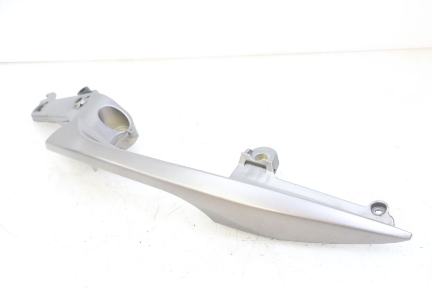 photo de POIGNEE ARRIERE DROITE  HONDA NTV DEAUVILLE ABS 700 (2007 - 2016) - Vue principale