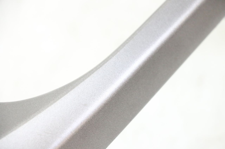 photo de POIGNEE ARRIERE DROITE  HONDA NTV DEAUVILLE ABS 700 (2007 - 2016) - Autre angle de vue