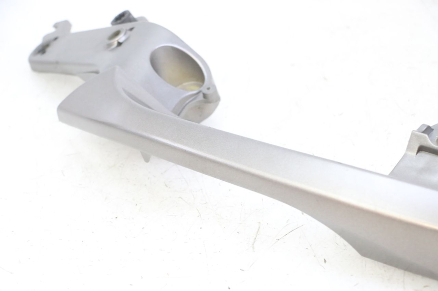 photo de POIGNEE ARRIERE DROITE  HONDA NTV DEAUVILLE ABS 700 (2007 - 2016) - Pièce contrôlée