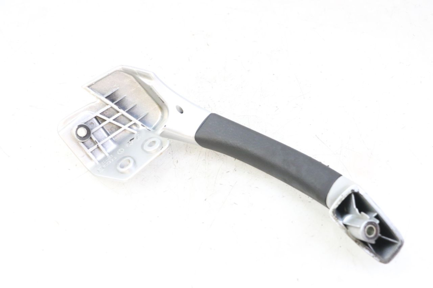 photo de POIGNEE ARRIERE DROITE PIAGGIO MP3 LT 400 (2007 - 2012) - Zoom état d’usage