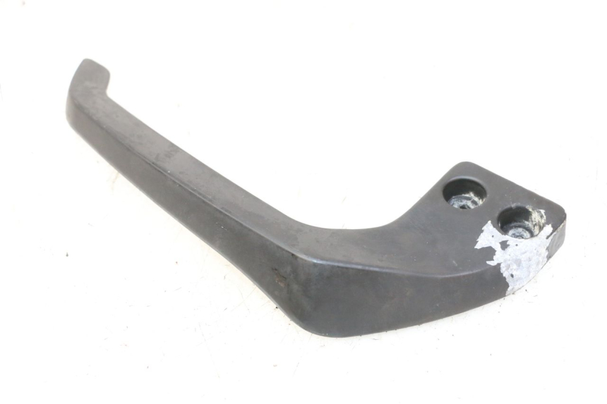 photo de POIGNEE ARRIERE DROITE MAG POWER R-STREET 50 (2016 - 2025) - Gros plan technique