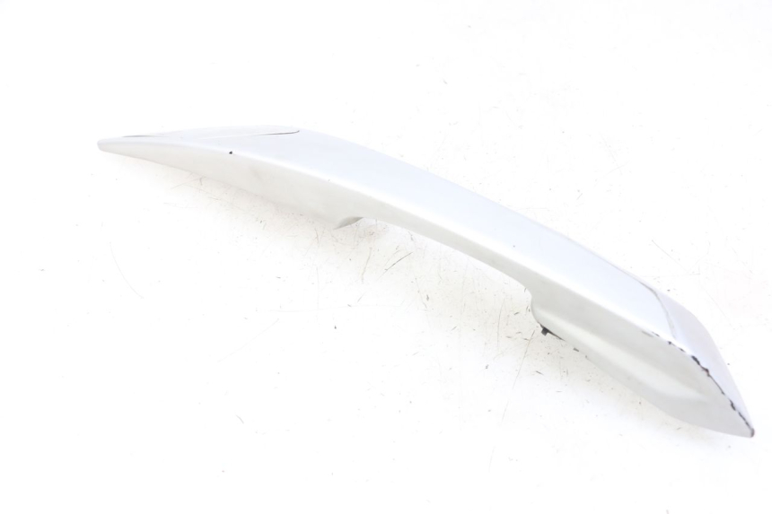 photo de POIGNEE ARRIERE DROITE  PEUGEOT SATELIS 125 (2013 - 2018) - Points de fixation