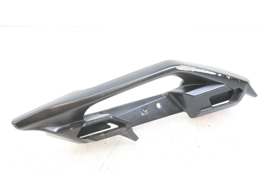 photo de POIGNEE ARRIERE DROITE KAWASAKI VERSYS ABS 650 (2015 - 2018) - Détail de la pièce