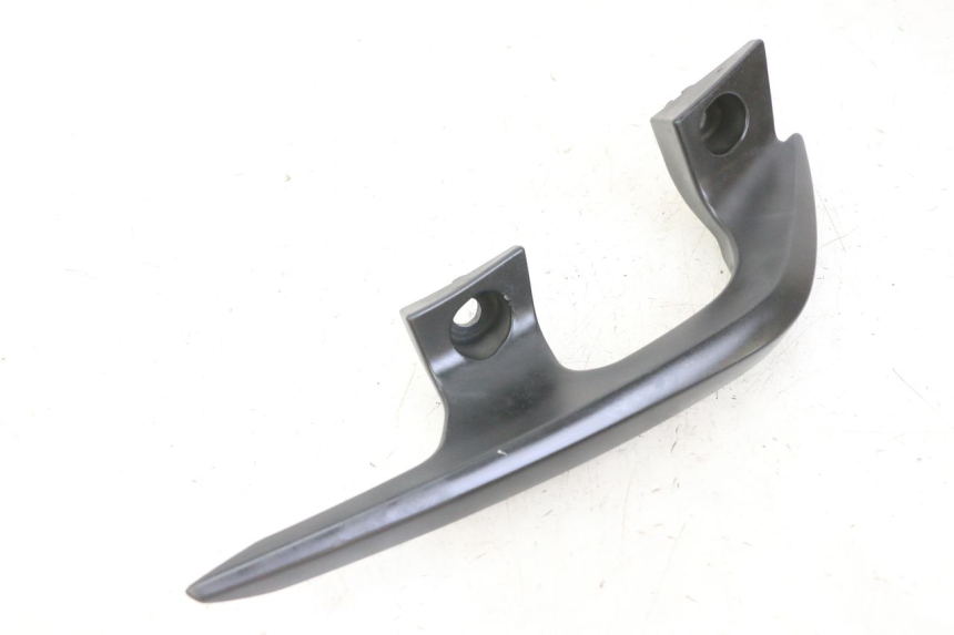 photo de POIGNEE ARRIERE DROITE YAMAHA X-MAX XMAX 125 (2010 - 2013) - Vue principale