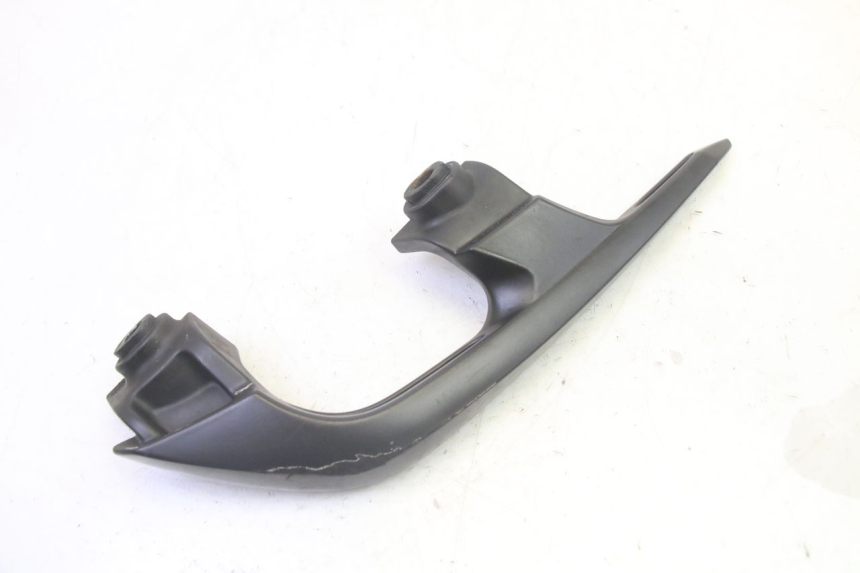 photo de POIGNEE ARRIERE DROITE YAMAHA X-MAX XMAX 125 (2010 - 2013) - Autre angle de vue