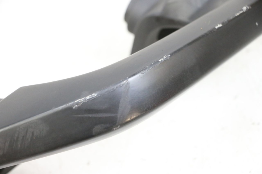 photo de POIGNEE ARRIERE DROITE YAMAHA X-MAX XMAX 125 (2010 - 2013) - Zoom état d’usage